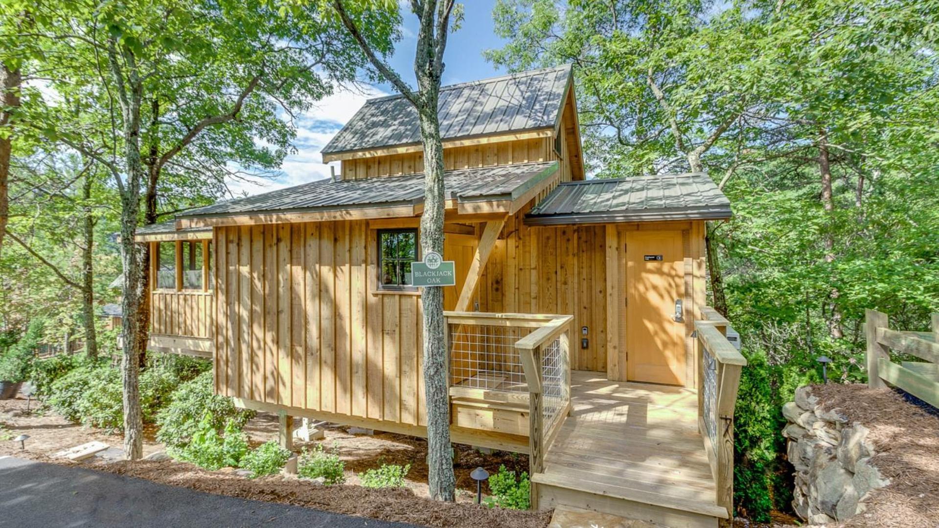 The Blackjack Oak In Treehouse Grove At Norton Creek Гатлинбург Экстерьер фото